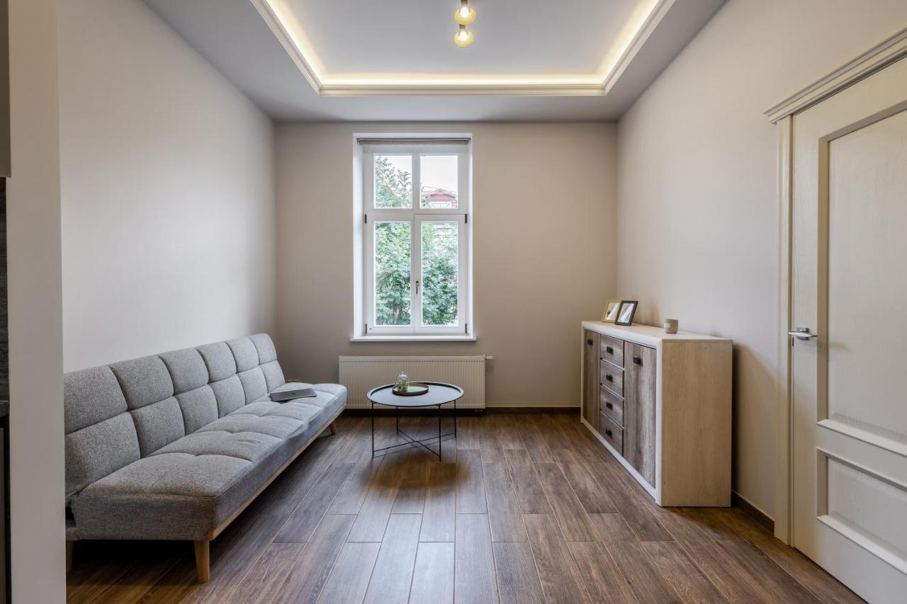 Inshiapartments On Kovzhuna Str Лвив Екстериор снимка